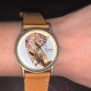 🐱 🐁 Xanadu Brown and Watch